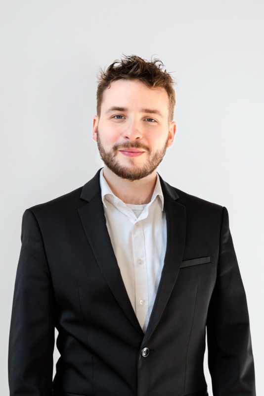 Max von Schönfeldt – Immobilienmakler bei AUX Immo Augsburg